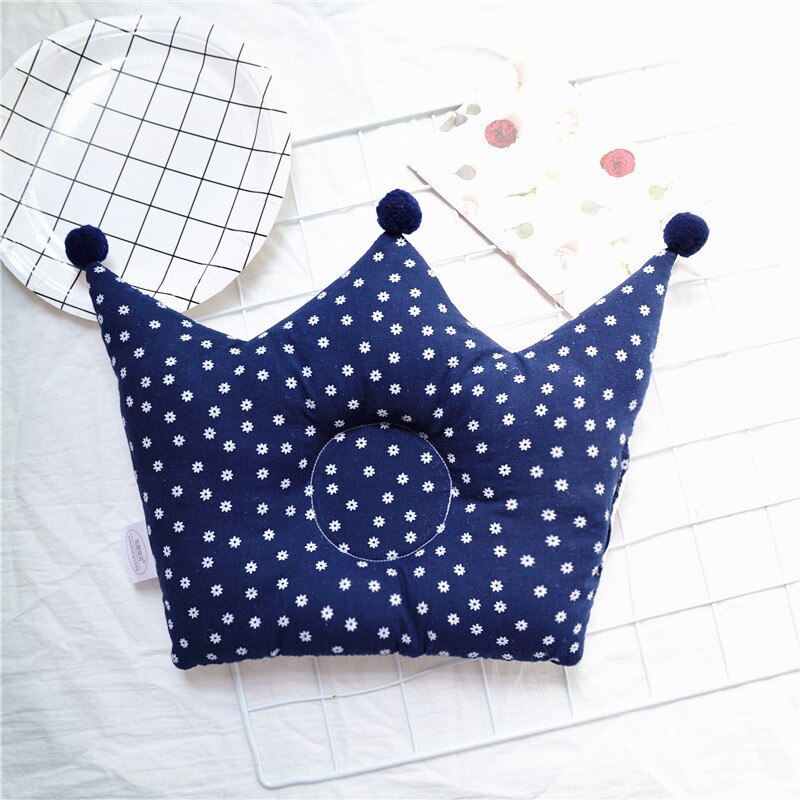 1Pcs Baby Pillows Cute Cartoon Pillow Anti Deflection Head Geometric Crown Shaped Breathable Infant Pillow Nursing Sleep Support