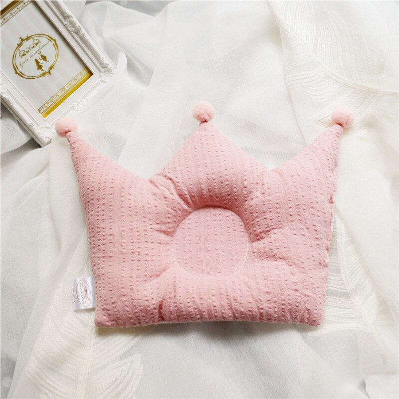 1Pcs Baby Pillows Cute Cartoon Pillow Anti Deflection Head Geometric Crown Shaped Breathable Infant Pillow Nursing Sleep Support